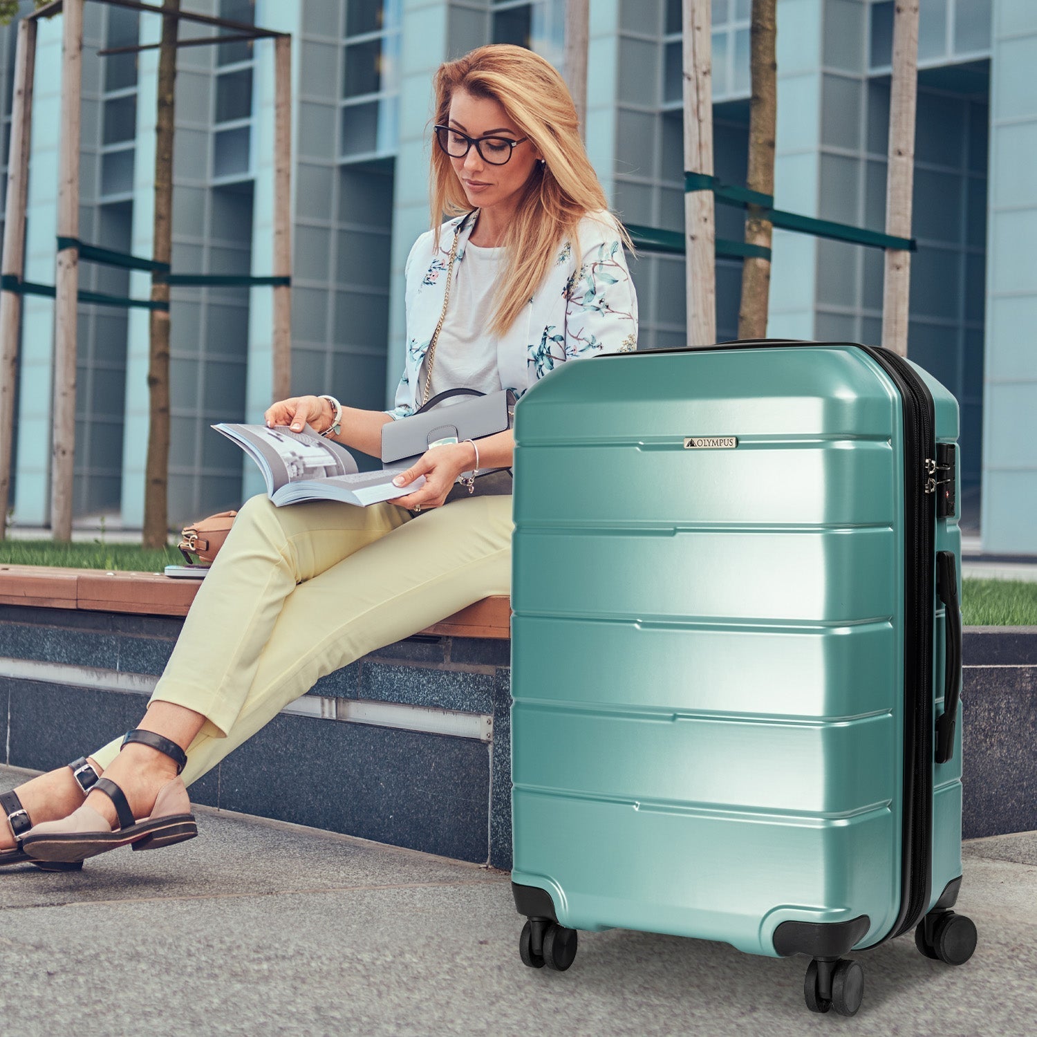 Artemis 28in Hard Shell Suitcase  ABS+PC - Electric Teal