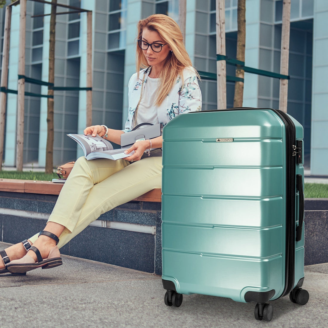 Artemis 28in Hard Shell Suitcase  ABS+PC - Electric Teal